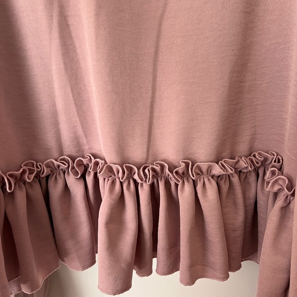 Purple puff sleeve peplum top - Picture 4 of 4